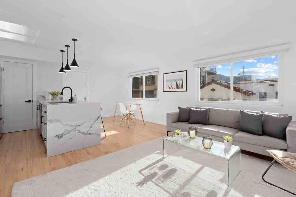 Ferienhaus Brand New Ocean-view Steps To The Sand! Manhattan Beach